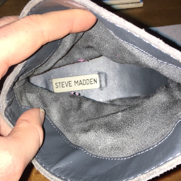 Steve Madden Gray booties - Picture 2 of 3